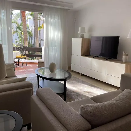 Cozy Apartments Near Puerto Banus Marbella Exterior photo